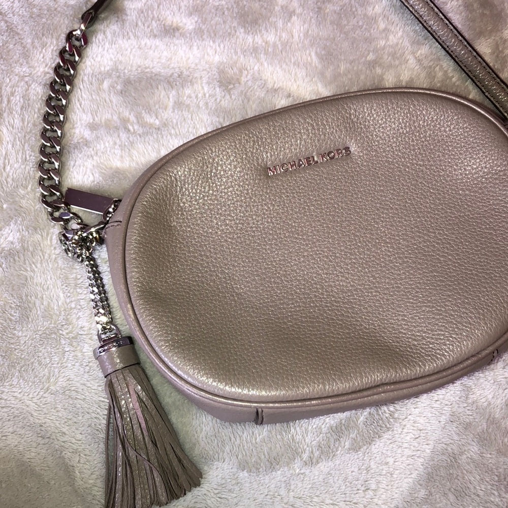 Kichael Kors crossbody bag